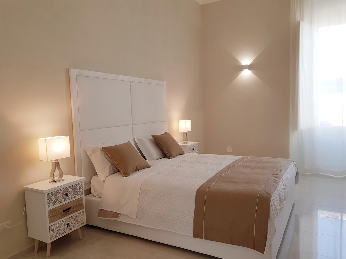 B&B Via Cavour 32 Szirakúza Kültér fotó